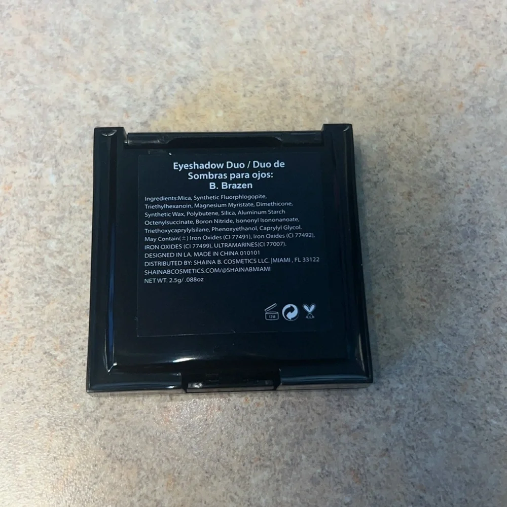 Shaina‎ B Eyeshadow Duo in B. Brazen NEW